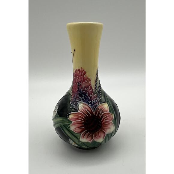 Old Tupton Ware Hand Painted Miniature 4” Ceramic Vase w Summer Bouquet Flowers - Picture 1 of 11